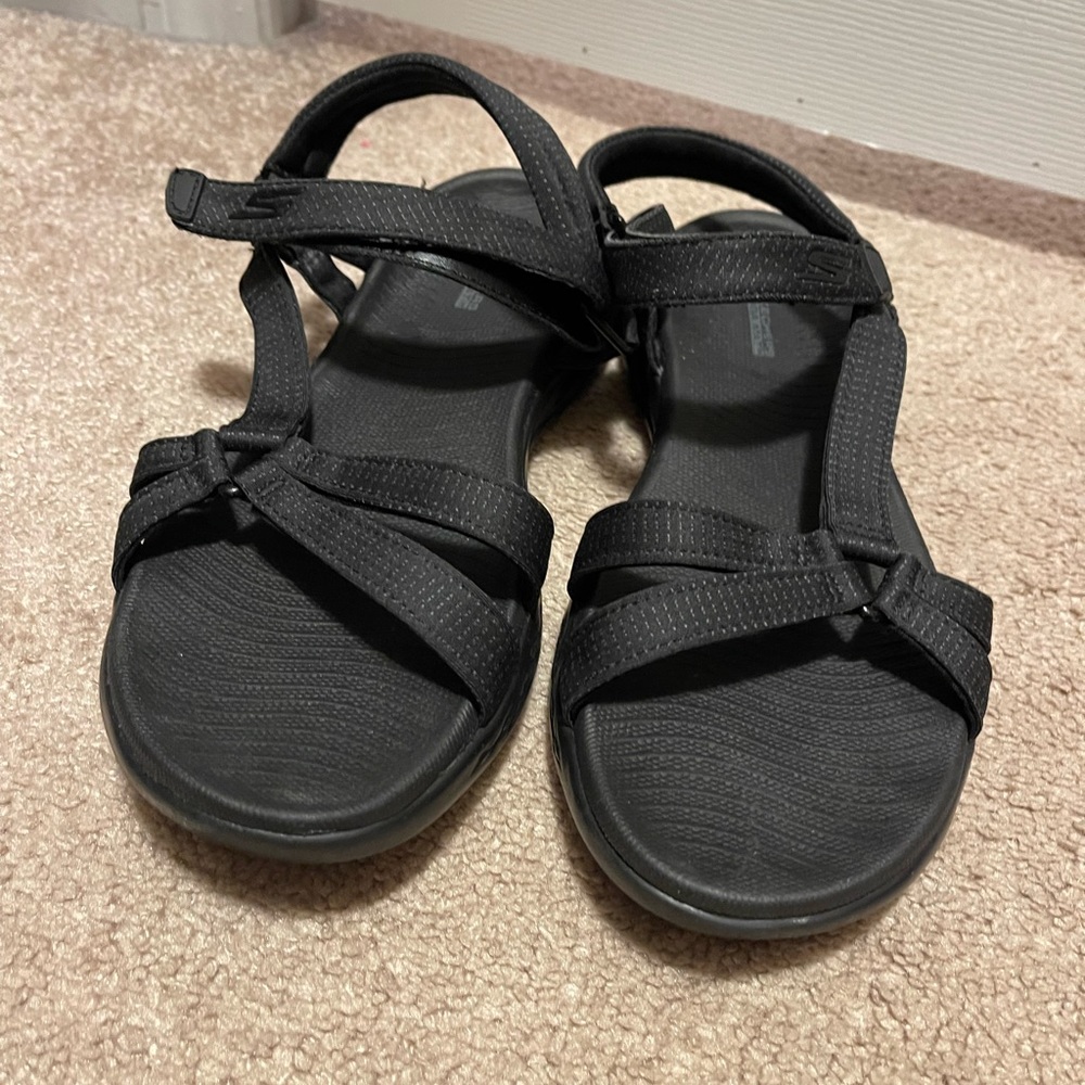 Women’s Skechers go walk sandals size 9